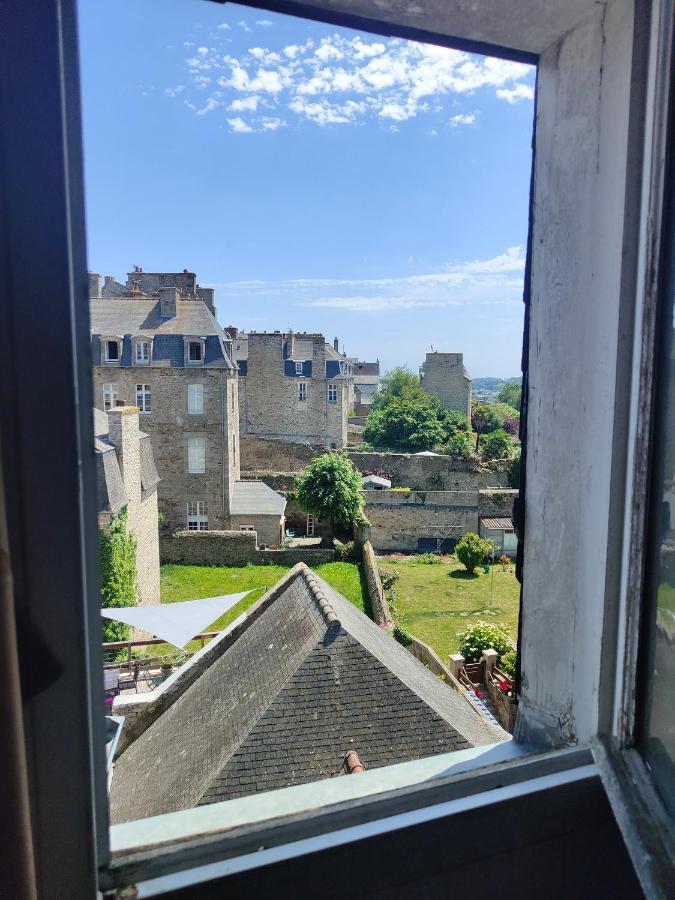 Appartement Ty Brigitte à Dinan Extérieur photo